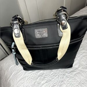 Coach Style 11745 Hamptons Shoulder Tote Handbag